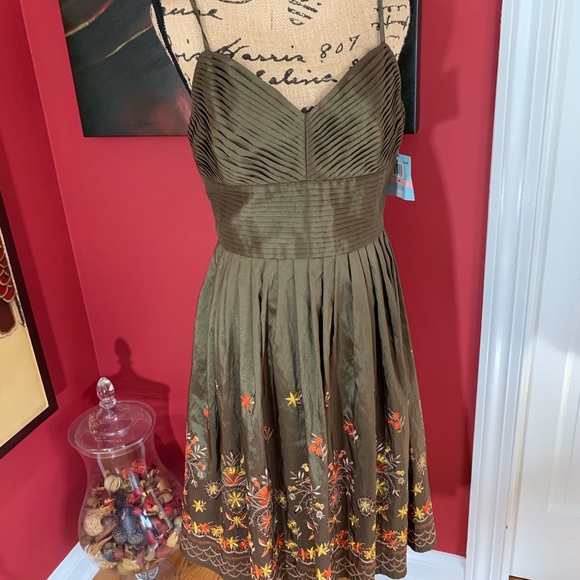 Suzi Chin for Maggy Boutique Dresses & Skirts - Party Dress in Search of a Party